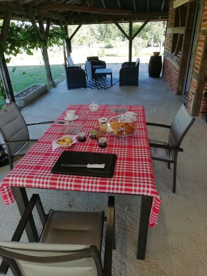 Une Pause A La Campagne Mervans Kültér fotó